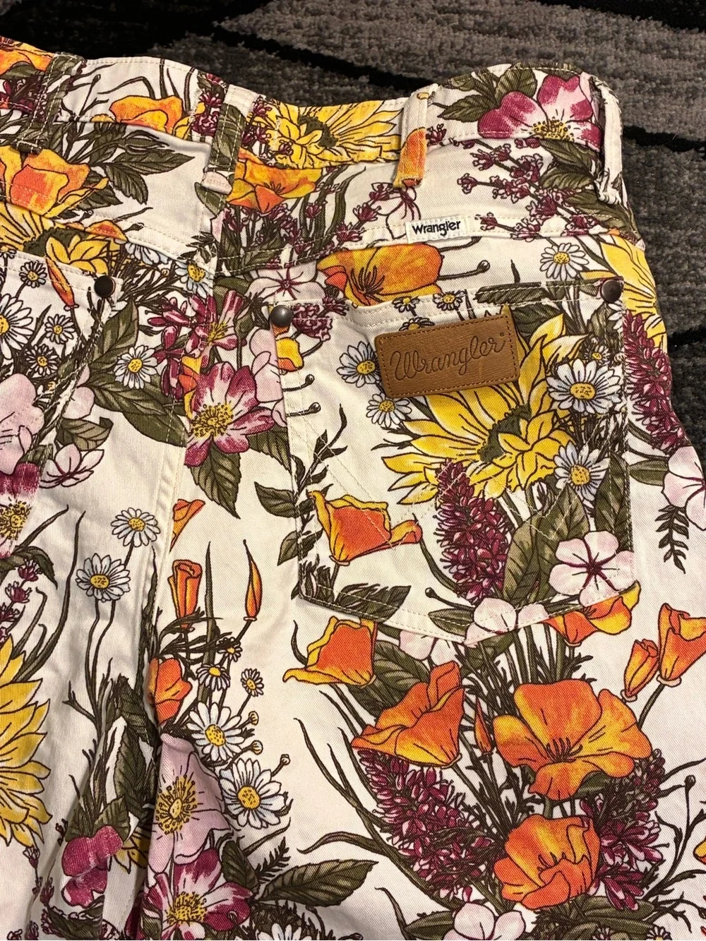 Wrangler White Floral High-Waist Shorts with Orange & Yellow Blooms